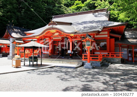 熊野三大神社之一…熊野那智大社,熊野神社的本殿 熊野三大神社之一…熊野那智大社,熊野神社的本殿 103430277