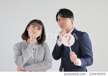 擔心的女商人和商人_2 擔心的女商人和商人_2 103430450