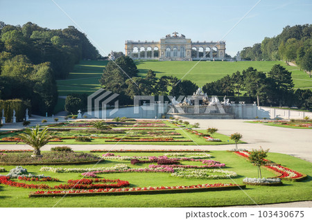 Schonbrunn Palace in Vienna, Austria Schonbrunn Palace in Vienna, Austria 103430675