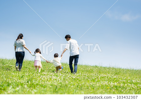 Family Aozora family image 103432307