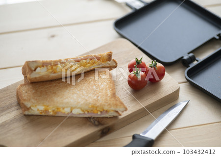 Ham and Egg Hot Sandwich 103432412