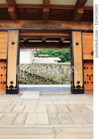 涼爽的五郎門的兩側門 103433683