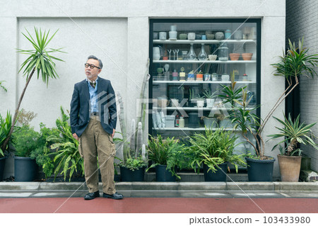 一個中年男子的肖像 103433980