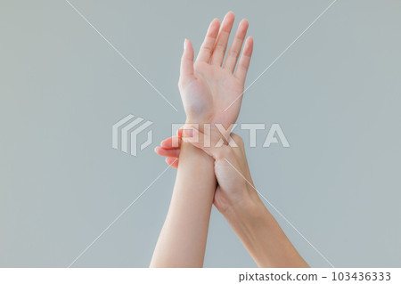 女手 女手 103436333