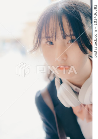 走在都市的女高中生 走在都市的女高中生 103436392