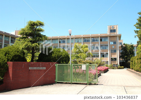 大阪府立豐島高中 103436837