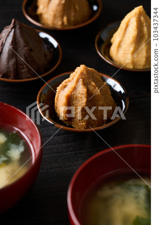 Various types of miso served on a plate 103437344