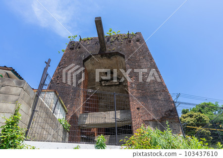 《Fukuoka Prefecture》Wind-up machine pedestal (former Honami-cho) 103437610