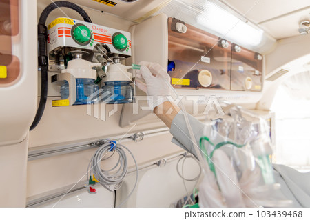 Oxygen inhaler permanently installed in the ambulance 103439468