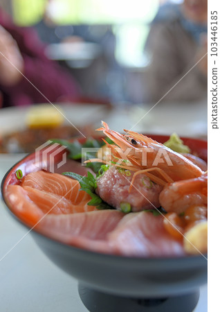 Luxury seafood bowl 103446185