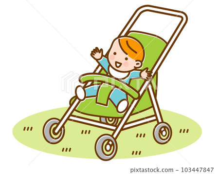 在戶外嬰兒車裡微笑的嬰兒 103447847