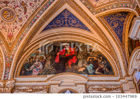 Vienna state opera, interiors and decors Vienna state opera, interiors and decors 103447969