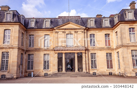 exteriors and park of castle of Champs sur Marne, france 103448142