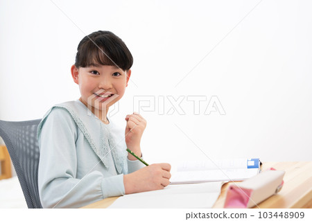 Junior high school students to study 103448909
