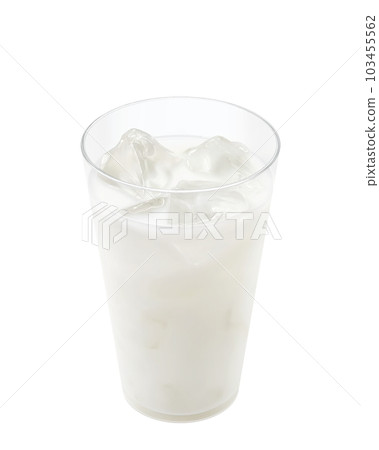 可爾必思在玻璃杯中的真實例證 103455562