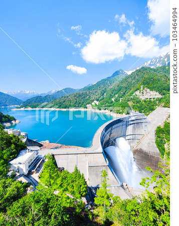 初夏的黑部水壩 初夏的黑部水壩 103464994