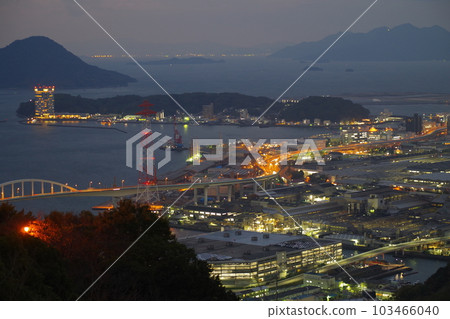 從金山看廣島市在冬天的黃昏 從金山看廣島市在冬天的黃昏 103466040