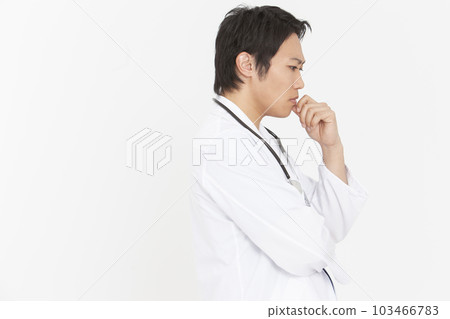 思考的男醫生 103466783