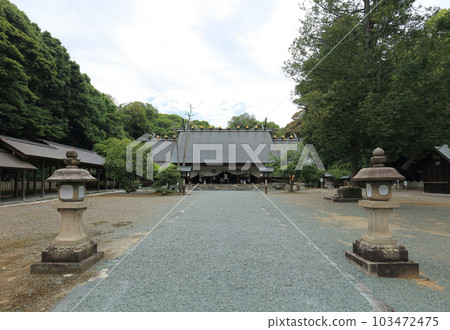 磯野神社的院內，禮拜堂的正面圖 103472475
