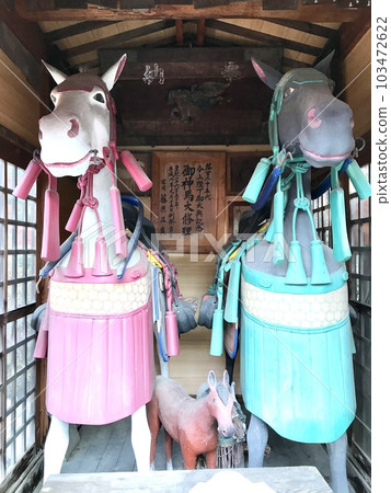 Morioka Hachimangu shrine statue 103472622