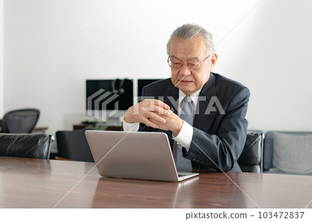 Business senior man worried Business senior man worried 103472837