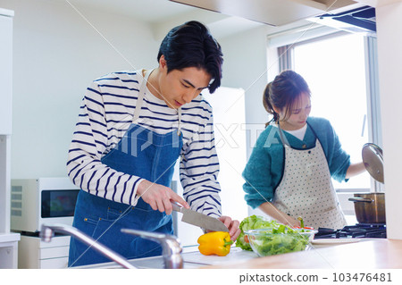 做飯的男人和女人 103476481