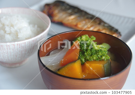Broccoli and pumpkin miso soup Broccoli and pumpkin miso soup 103477905