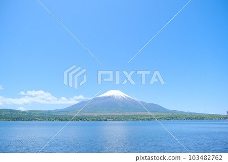 從山中湖看到的富士山 從山中湖看到的富士山 103482762