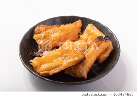 鹽烤三文魚肚 103484695