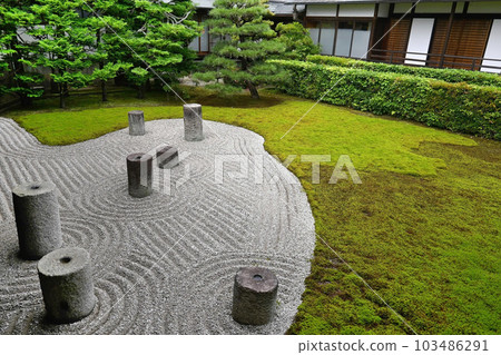 East garden of Tofukuji Temple in Higashiyama, Kyoto, representing the Big Dipper 103486291