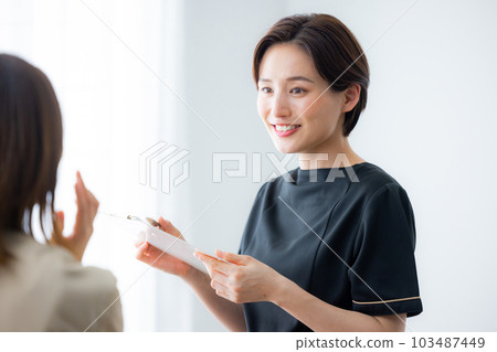 Esthetic counseling image 103487449