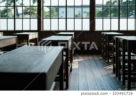 木教學樓教室 103491726