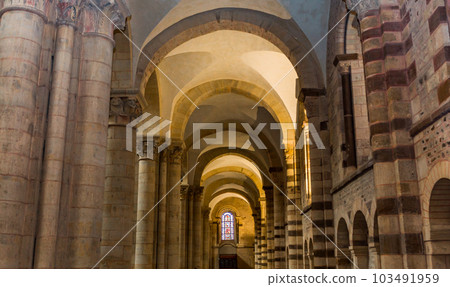 Saint Julian cathedral, Le Mans, Sarthe, France 103491959