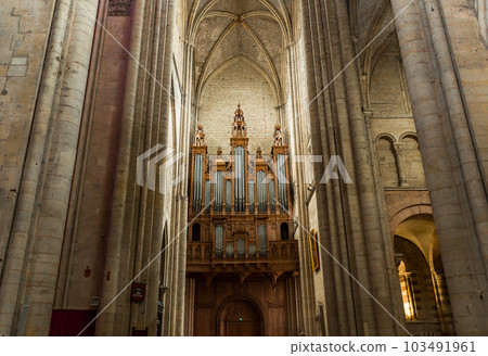 Saint Julian cathedral, Le Mans, Sarthe, France 103491961