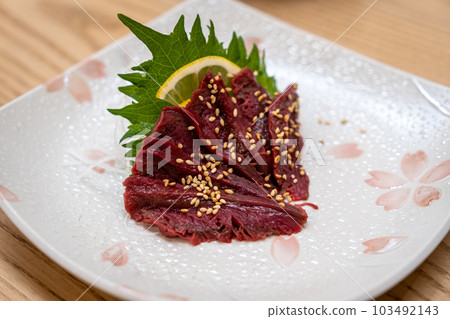 [#Food] Shark heart sashimi 103492143