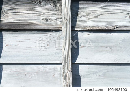 背景材料：日本老房子的木牆 103498100