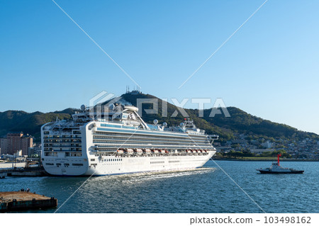 Diamond Princess calling at Wakamatsu Wharf in Hakodate 103498162