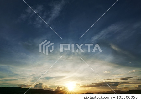 Summer morning sky with various clouds・Sky main・Wide angle・220730am 103500053