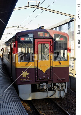 Watarase Keikoku Railway Rail Bus Diesel Car 桐生站 Watarase Keikoku Railway Rail Bus Diesel Car 桐生站 103500451