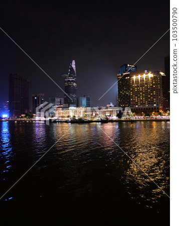 胡志明西貢河遊船雄偉西貢和摩天觀景台 胡志明西貢河遊船雄偉西貢和摩天觀景台 103500790