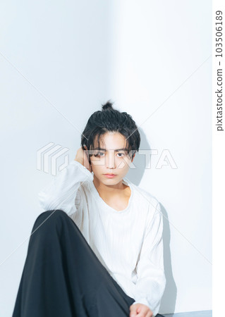 male fashion portrait 103506189