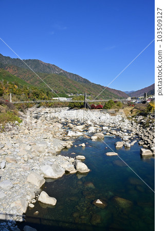 Momosuke Bridge from Miruno Bridge Momosuke Bridge from Miruno Bridge 103509127