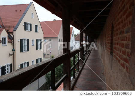 Old town and ramparts of Nordlingen, Germany 103509603