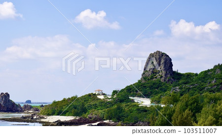 沖繩縣伊是名島的陸地(Agigitara)和海上 Gitara 沖繩縣伊是名島的陸地(Agigitara)和海上 Gitara 103511007