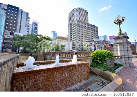 《愛知縣》名古屋市風景春天納屋橋地區 《愛知縣》名古屋市風景春天納屋橋地區 103512027