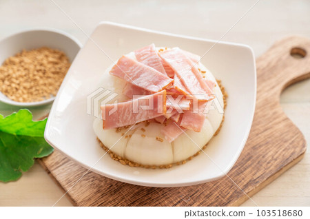 New onions with bacon New onions with bacon 103518680