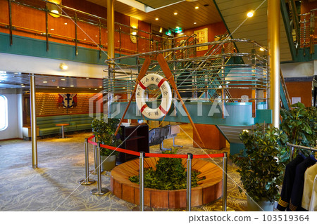 新日本海渡輪明石 103519364