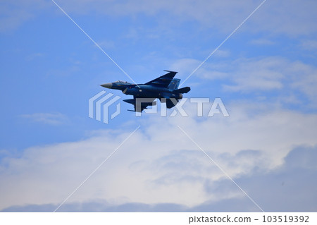 airplane, an airport show, yonago city 103519392