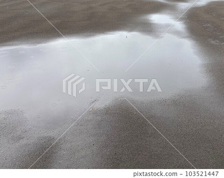 因下雨而取消比賽的棒球場 因下雨而取消比賽的棒球場 103521447