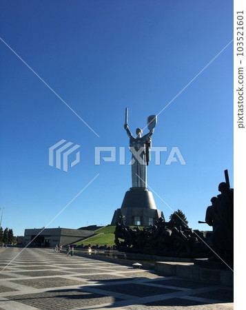 Park_Sunny_Ukrainian National Chernobyl Museum Park_Sunny_Ukrainian National Chernobyl Museum 103521601